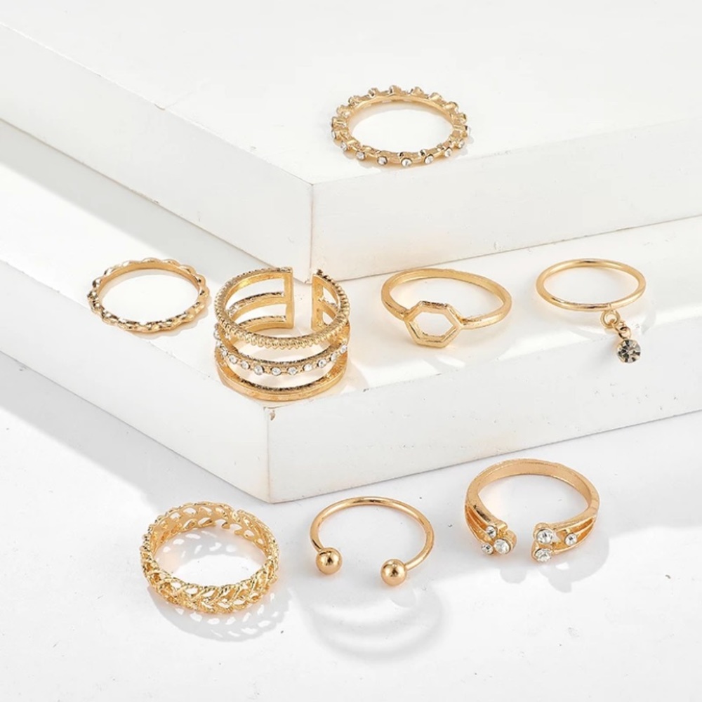 New Luxury Shiny Square Crystal Stone Gold rings - Picture 5 of 6